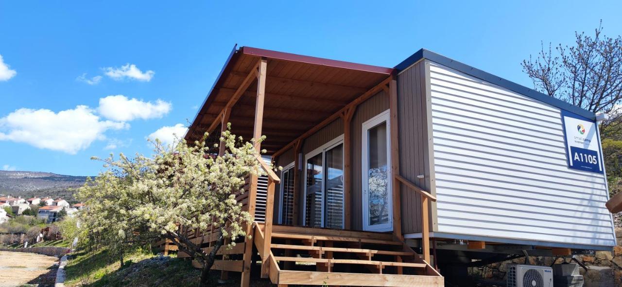 Small Camp Klenovica Vila Exterior foto